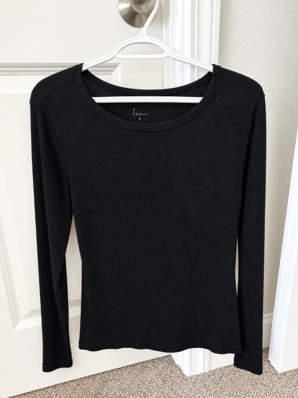 Ribbed Black Long Sleeve